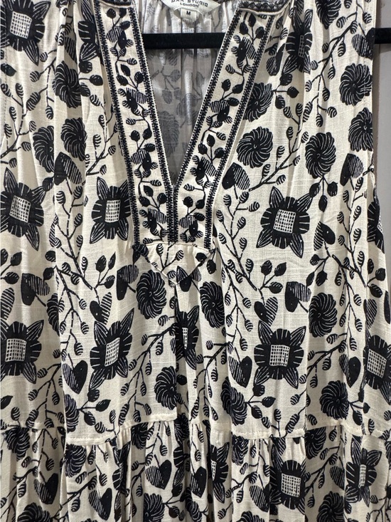 Max Studio Dresses & Skirts - Max Studio Black Floral Maxi Dress on Cream